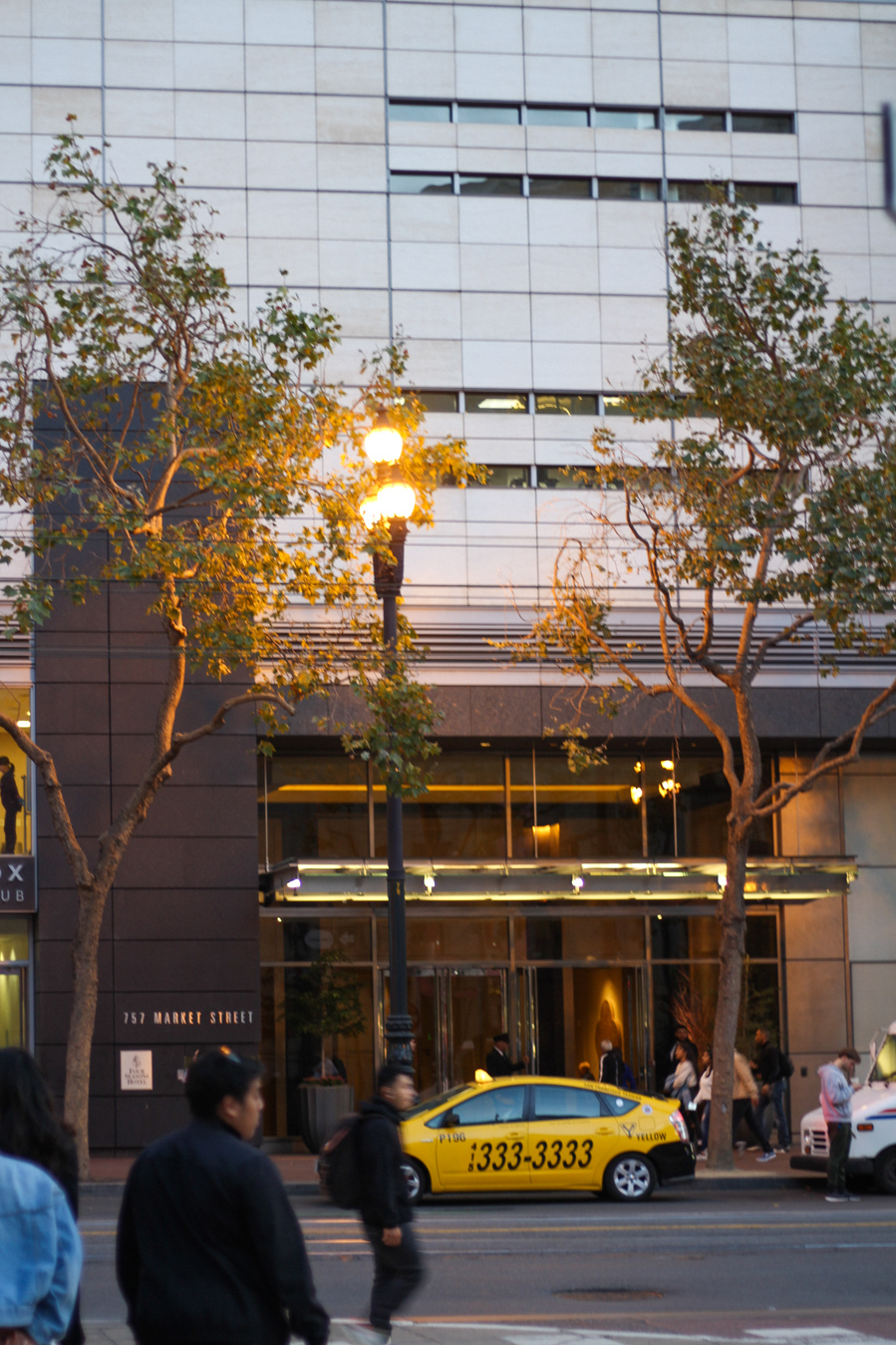 beautyarchi Francisco union square voyage photographies expatriation architecture taxi jaune