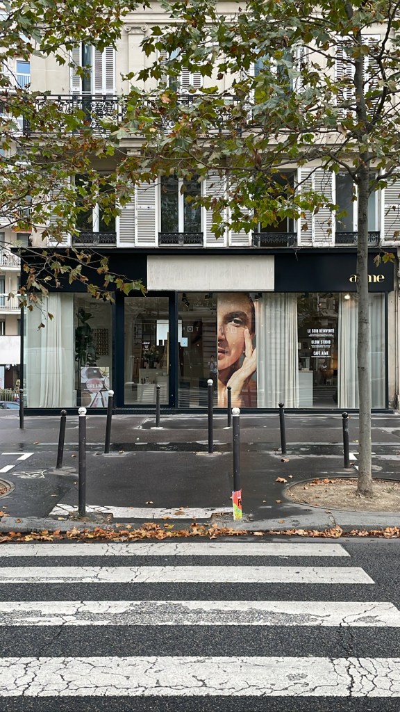 solo trip Paris boutique aime skincare