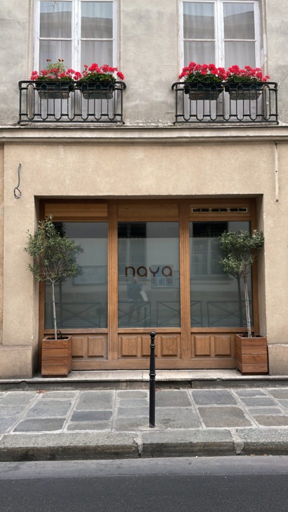 solo trip Paris yoga naya studio